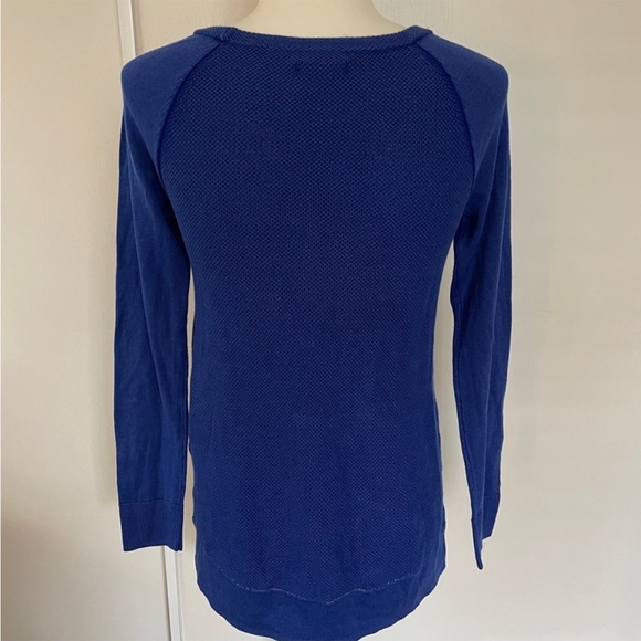 American Eagle Pullover - Picture 4 of 6